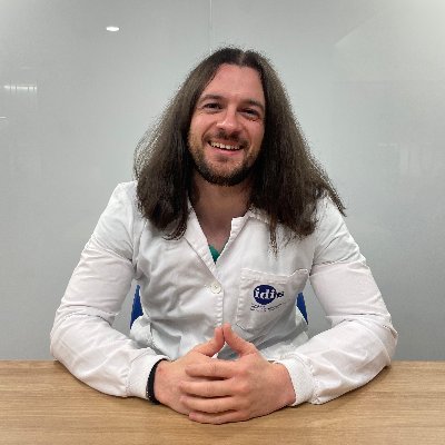 Galego 🌧️🌰 Farmacéutico FH 💊🏥 Investigador predoc @FarmaCHUSLab 
Lo único que necesita el mal para triunfar es que las personas buenas no hagan nada