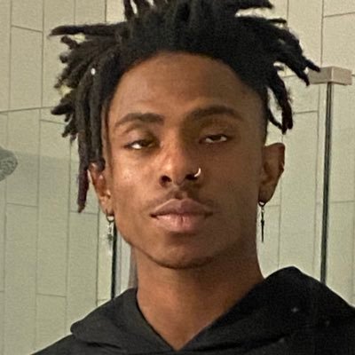prolly tweaking, yes I still make music but industry is rigged and i dont wanna sell sex no more -- i tat2 now