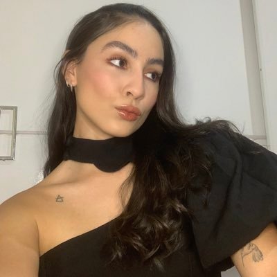 lolo_mrnd's profile picture. ☕️🏃🏻‍♀️📚🚨