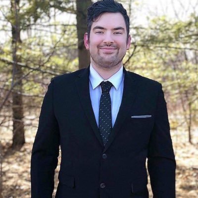 votejkent's profile picture. President, @OxfordPLA | Director, @oxfordliberals | Director, Oxford FLA | LGBTQ+ Engagement Coordinator, @OntLiberal | Past: VP of Oxford Pride, Director, OCRC