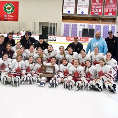 🍁 Maple Grove HS Girls Hockey 🍁 . . . 📸Instagram: @crimsongirlshockey . . . Facebook: @mgcrimsongirlshockey