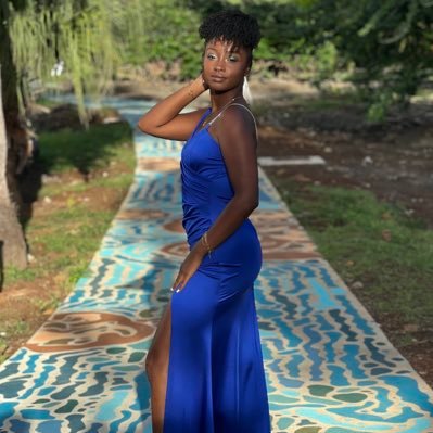 📍❤️💚🖤|_Martiniquaise_| 🌴Fille du soleil ☀️ 📷: oh_liiviia