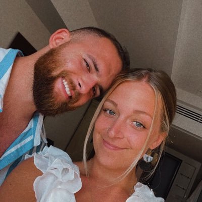 jesspawlowski_'s profile picture. 