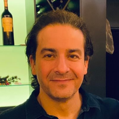 DerekGuillory's profile picture. A child, a father, a patient, a doctor, a learner, a teacher, a skeptic, and I am still becoming.