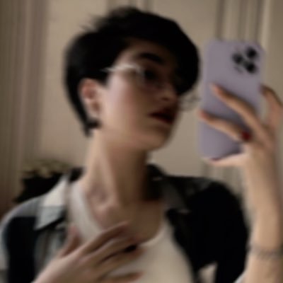 hanyagain's profile picture. گریه کن بیتربیت