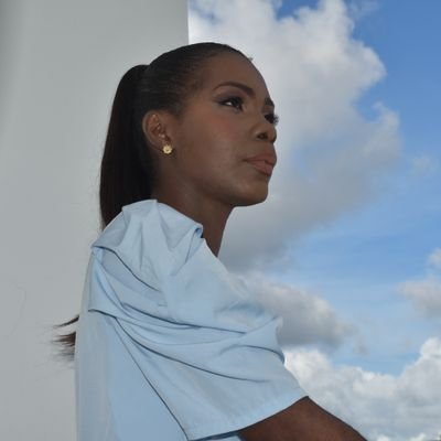 ClaudiaArboled's profile picture. Administradora Pública. Estudiante de Derecho. Ex Concejal de Cartagena . 2020 - 2023/ Partido MIRA  
Miembro de la IDMJI