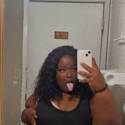 23 single Big Booty Big Body Must B big INTERESTED CashApp :Sweetsweet15