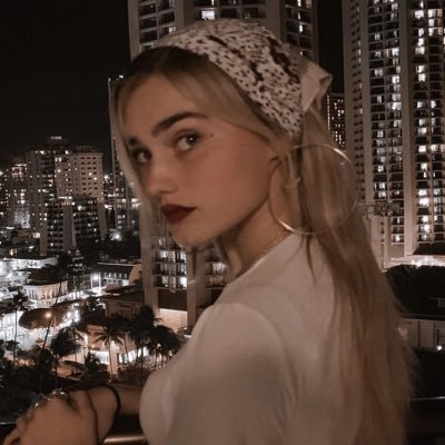 Hi!! I'm Caroline:) Welcome to my page.🤍remember you are loved !!! meg donnelly fan account 🤍listen to her music and I'll love you forever.😍😍and Milo 🩵