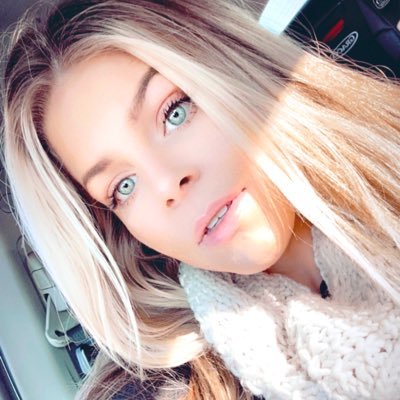 lo_caroline93's profile picture. Never let your mind convince you that you’re not enough 🫶🏻