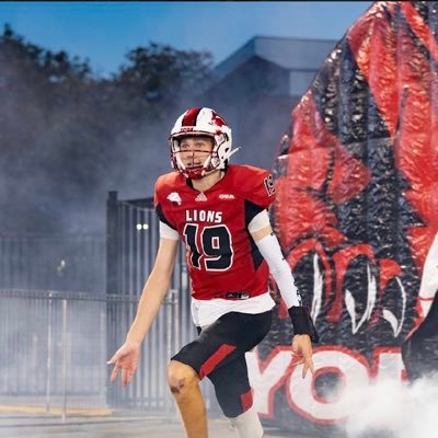 BraydenJupe's profile picture. Football🏈 York University 6’7, 195, Qb,