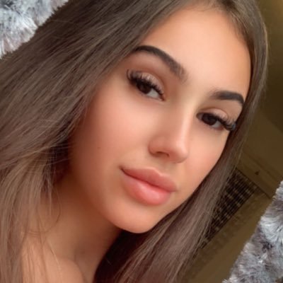24yo - Findom - highclass mixed queen - 18+ only - send to speak https://t.co/rhvejT3YGB