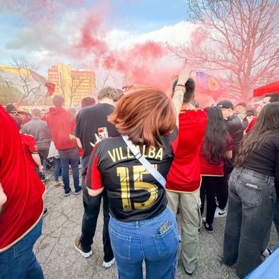 that @atlutd (+ @manutd) fan living in nashville. wife, dog mom, & medical lab scientist. I talk about soccer and politics the most. views are my own. she/her.