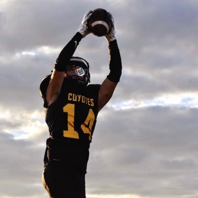 CCHS | 🏈 | co’25 | 3.94 GPA | WR | 5ft11 160lbs | God First ✝️ | Phone 727-479-2080 | Email jadonmanatt@icloud.com