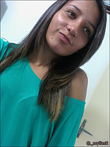 O amor não começa e termina da nossa maneira de pensar. O amor é uma batalha, o amor é guerra, o amor é um crescimento contínuo. Fã do @Mclon_oficial .Folow-me?