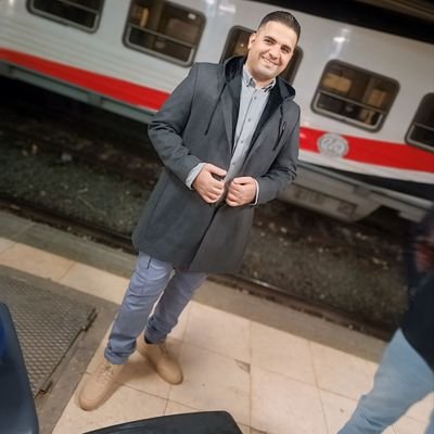 elzaem152's profile picture. 