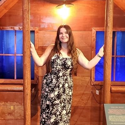Florida!!! ✨ 30 ✨ Swiftie since '06! ✨️ Miami N1 ✨️ MEETING TAYLOR SOON 🤞 Will cancel ALL my plans in case @taylornation13 calls ✨TNx19