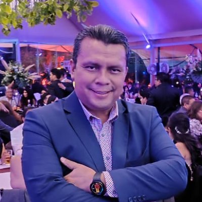 Psicólogo, Consultor de coaching estratégico, Instructor de Método Integra, Hipnoterapeuta, NLP trainer