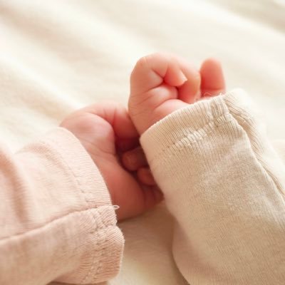 自然妊娠DDツイン👶🏻👶🏻早産児🫧無言フォロー歓迎🩵🤍㋿5.10/5前期破水入院🏥→㋿5.11/2帰宅🏠→㋿5.11/24出血有の前期破水再入院▶︎㋿5.12/16...33w3d陣痛からの緊急帝王切開にて出産【下の子逆子】【私の誕生日】▶産後鬱🌪️ルール厳しい人NG⚠️タメ呼びOK🙆🏻‍♀️