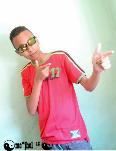 nao sou dono do mundo nem o dono da verdade mais sou dono de mim e minhas vontades