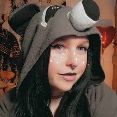 🛡️Top 500(ish) Tank OW2🛡️
🖥️Maker of silly little edits🖱️
🩶Streams Tuesdays and Fridays!🤍
full of existential angst and gay thoughts @LilithsWork 👭💕