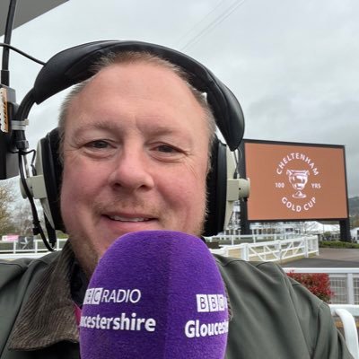 Gloucestershire born & bred daddy, hubby & @BBCGlos Sports Editor/presenter/journalist. Love anything sporty & rock guitary.