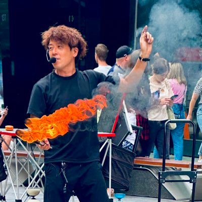 日本の大道芸人 street performer from japan