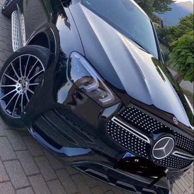 mubeez01's profile picture. Zimbabwean Millionaire To Be!!
God Preserved!!
Hardwork beats talent!!
