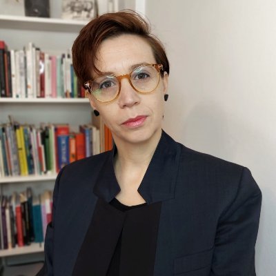 Researcher @ces_uc
Queer theory, crip studies, disability and chronic illness, LGBTQI+ health.Queer spoonie who loves maps. She/her. https://t.co/hbo5qq8Wvu