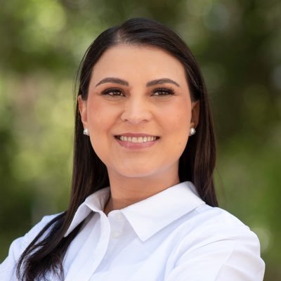 Candidata a Senadora de la República por Nayarit