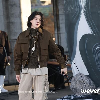 zygotebabykoo's profile picture. I respect those who respect BTS😏
C/o Father of k-pop