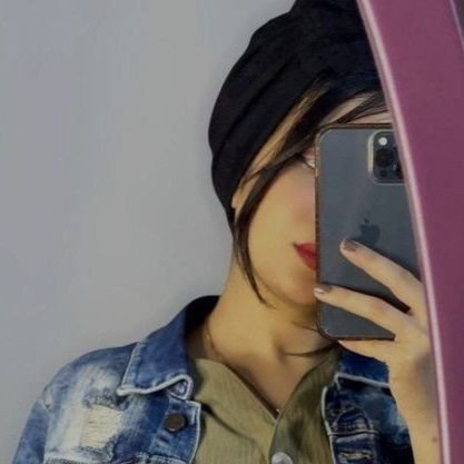 مليـون ڪيلو ثقـهه ،
أَنـا مَا بتعـوضـش ،
وبـدال الريشـهه ، ألف👑✨