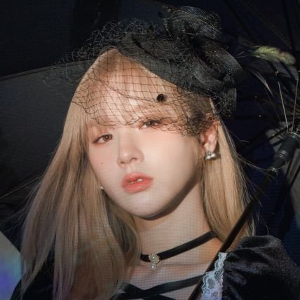 🌙better12gether🌕 Admin in @TeamReOrbit_
LOONA ot12 , 6.09.2022 Saw LOONA in Warsaw, 9.08.2023 met OEC in Warsaw, 13102024 #artmsinwarsaw, 07.12.24 saw Yves