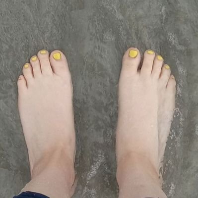 Female | 5'7 | Selling feet pics | Personalized feet pics | Size 9-10 | 
Find me on FeetFinder: KarBre1005
Looking forward to doing business with you! 😉 😏