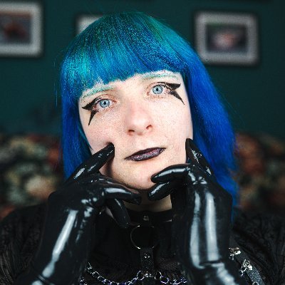 (27) Trans • disabled • Poly • motorsport and Automotive (Sometimes Music) photographer, Yu-Gi-Oh player, mediocre shitposter.
She/Her. MDNI
 nsfw: @mallorylewd