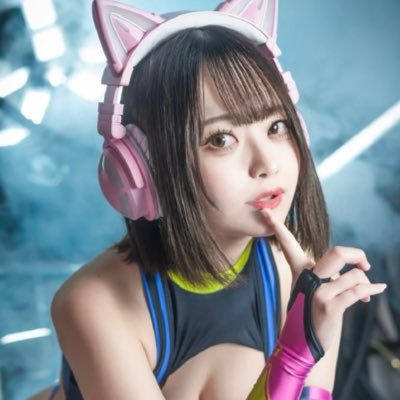 あまみこめつです。コスプレ、グラビア、エッチな漫画、スプラ🦑が好きな元保育士。ミスiDネクストグラビアクイーン賞。#こめつV でセルフ受肉。#P4LETTE ⚠️お写真・ご依頼等はDMに！ ⚠️ 日常&ゲーム⏩ @a_tyan_922_n FMノースウェーブにて、月25:30〜ラジオ放送中！フリーランスです。