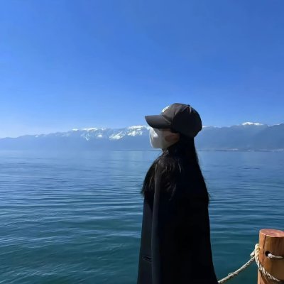 lindasalleh83's profile picture. Life’s a journey; my path’s my own.