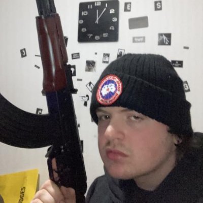 QuidKid2's profile picture. 23 years old