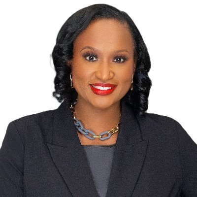 Robin Dillard-Russaw is currently Director of the Wayne County Indigent Defense Services Department. She is a candidate for 46th District Court Judge.