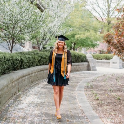 Boilermaker Alumna, Fiancée, Believer, Amateur Photographer, Small Town Lover ✨