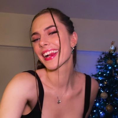 Twitch Streamer | Professional Photographer | Passionate Lover ❤️ Dm for any enquiries