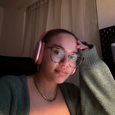 itsgaellle's profile picture. Building #DebtZen 💸 | Making debt less scary | Learning no-code & AI as I go 🚀 | Curious, messy, and figuring it out