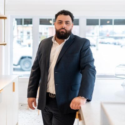 Real estate broker serving buyers and sellers in the greater Montreal area @ M Immobilier