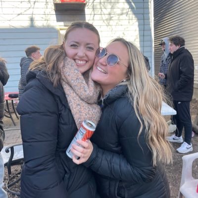 taylor_riemer's profile picture. basically a Travis Shaw fan page