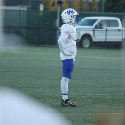 HAHS/5’11, 170, CB\WR, #19,32!in standing vertical, 4,7 40, CO/2025🇨🇦 2026🇺🇸s.agyen@share.epsb.ca- email
