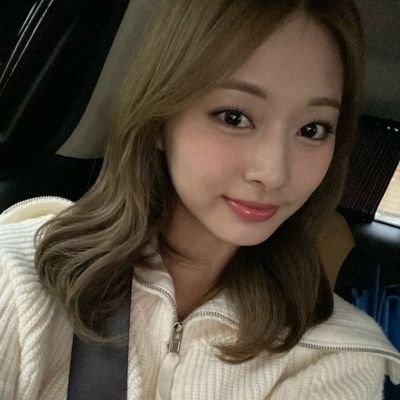 mwydl_'s profile picture. 