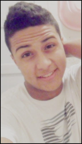 Não espere o futuro mudar sua vida, porque o futuro será a conseqüência do presente.   Eu te amo muito @Caaaahs2_ PrincesinhadoRê! ♥