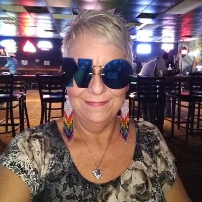 Mom, Granny, Diva, Atheist, Feminist, Goofball,Retired Cosmetologist, Singer  NO DMs https://t.co/Iksdn6XFI2  Facebook:https://t.co/V4IdSph0xH