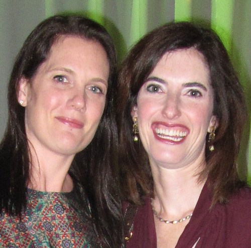 Bloggers. Lifestyle writers. Staying stylish, savvy & (most importantly) sane. Sharing from: