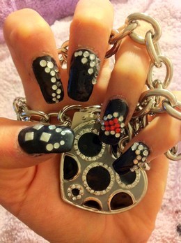 MesJolisOngles's profile picture. Blog consacré aux ongles fashion. Art Nails les amies