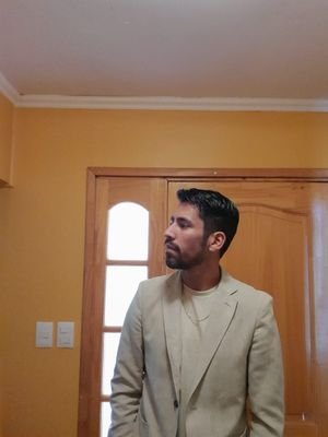 shichibukaiOP's profile picture. No eleves a una persona por las palabras que ha dicho. No rechaces las palabras a causa de la persona que las ha proferido. 

Law 📜⚖️📝